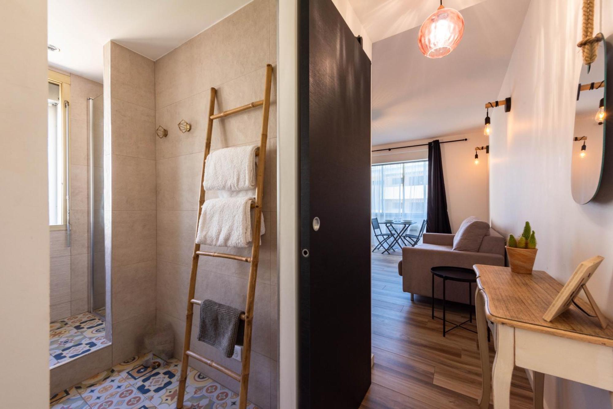 Appartement Bord De Mer Канны Экстерьер фото